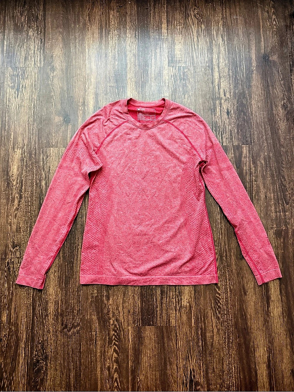 FIGS Women’s Neon Red Salta Seamless Long Sleeve Underscrub Top - Size L